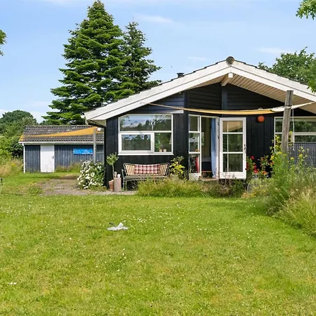 Holiday Thanee - 600m To The Inlet By Interhome